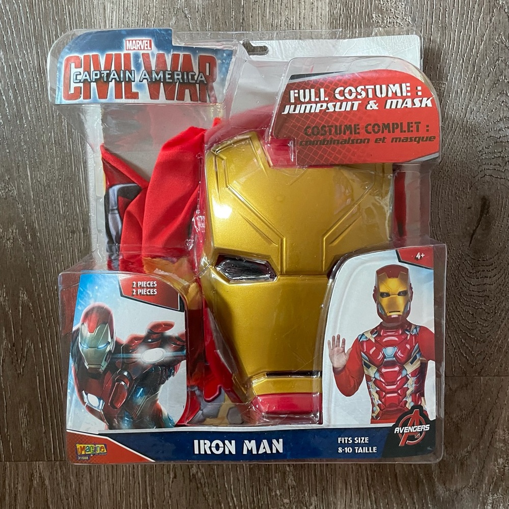 Iron man Costume- Size: (8-10)